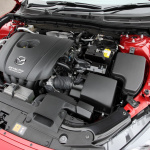 mazda_axela_104