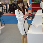東京モーターショー2013美脚コンパニオン