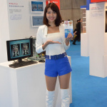 東京モーターショー2013美脚コンパニオン