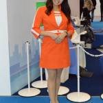 東京モーターショー2013美脚コンパニオン
