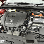mazda_axela_hybrid_02
