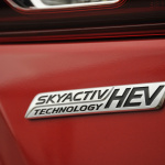 mazda_axela_hybrid_03