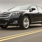 2013_Toyota_Venza_001