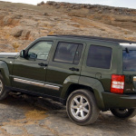 Jeep_Cherokee_2008
