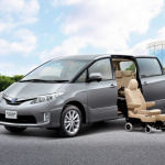 TOYOTA_ESTIMA_02