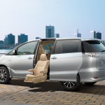 TOYOTA_ESTIMA_03