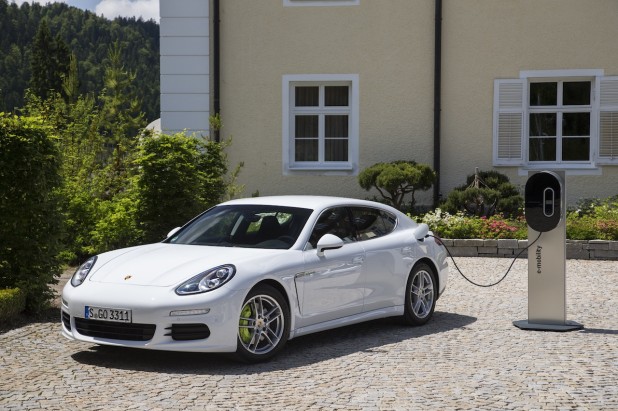 Porsche_panamera_S_E_hybrid