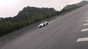 gt-r_straight