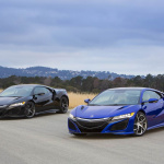 2016_Acura_NSXs_in_Berlina_Black_and_Nouvelle_Blue