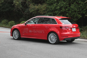 20151006Audi A3 e-tron_11