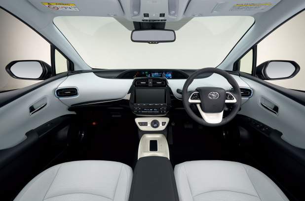 new_prius_31