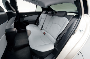 new_prius_33