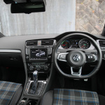 20151210VW Golf GTE001