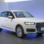 Audi_Q7_exterior