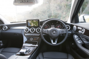 20160223Mercedes-Benz C350e_024