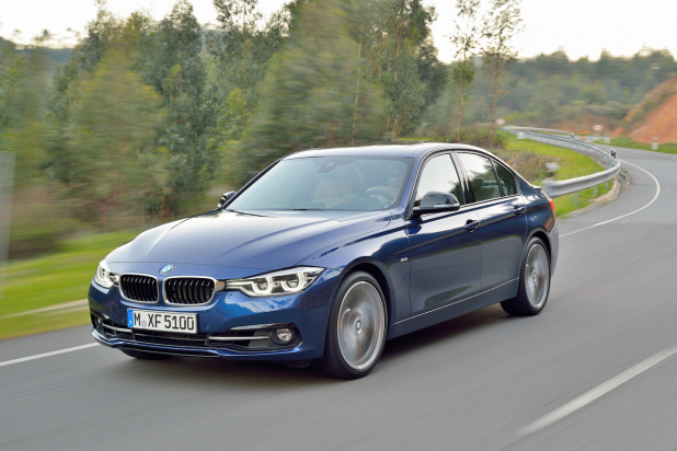 P90180599_highRes_the-new-bmw-3-series