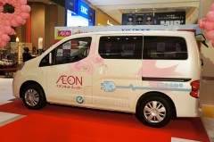 aeon_nissan_NV200e_01