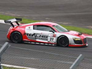 AUDI R8 LMS