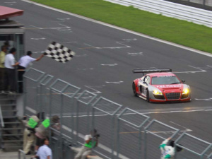 AUDI R8 LMS