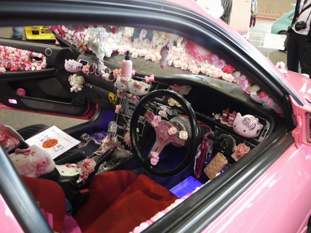 「これぞギャル車【名古屋エキサイティングカーショーダウン2011】」の2枚目の画像