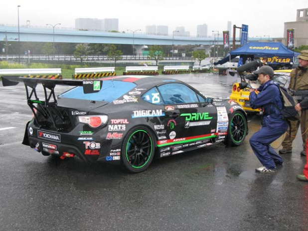 「雨のD1GPは波乱が起きそう？【DI GRAND PRIX TOKYO DRIFT in ODAIBA】」の2枚目の画像