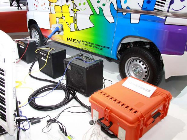 「ミニキャブMiEVの充電ケーブルは日産と共通の安全装置付」の2枚目の画像