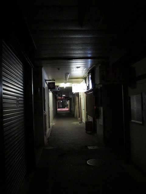 仙台3 画像 いつもよりチト寂しい でも魅惑 仙台 夜の繁華街 東北関東大震災ルポ Clicccar Com