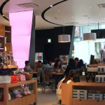 世界初の『メルセデスベンツ・カフェ』六本木店探訪記 - メルセデスベンツ・コネクション