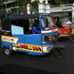 ジャカルタにはバジャイ（BAJAJ）という三輪車が走っています【インドネシア自動車事情】 - アジアの三輪車5