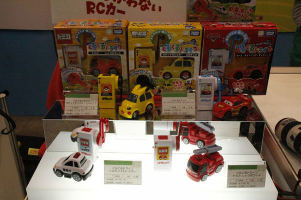 「電池不要！　超エコなRCカーとは？【東京おもちゃショー2012】」の4枚目の画像