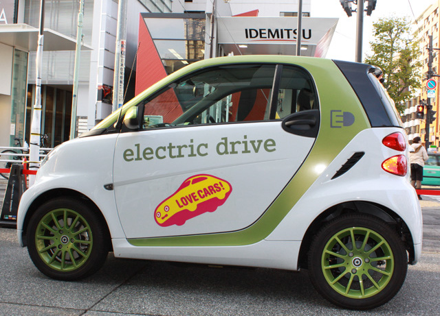 スマートのev第2世代はテスラのバッテリー Ride And Ev Smart Lovecars Clicccar Com