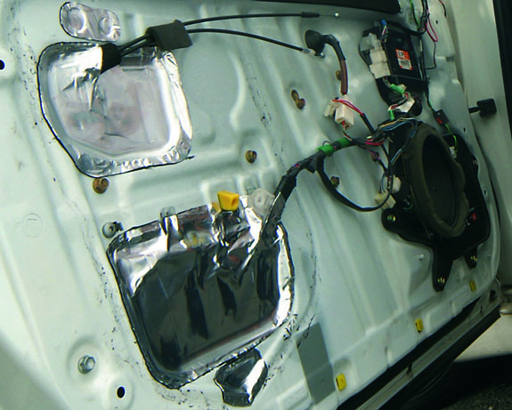 デッドニングで音質改善してみよう D I Y特集 Clicccar Com