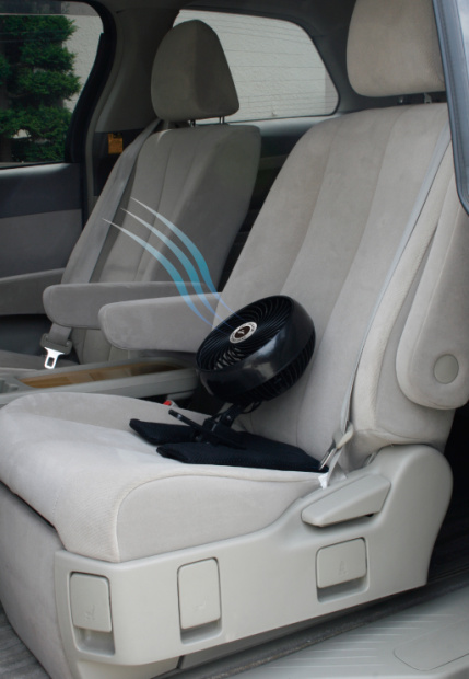 「エアコンと快適グッズの併用で車内の酷暑を乗り切ろう」の2枚目の画像