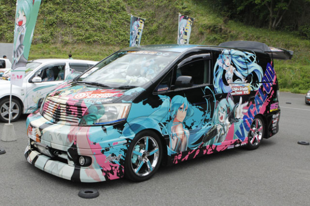 「あのサンバー限定車も！　ドレスアップ部門の痛車は百花繚乱！【第4回　茂原de痛車!!!!】」の19枚目の画像