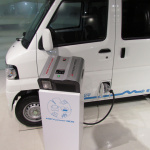 震災から1年 超期待のディーラーオプション1500W電源供給装置「三菱自動車 MiEV power BOX」登場 - 三菱自動車MiEV power BOX 06