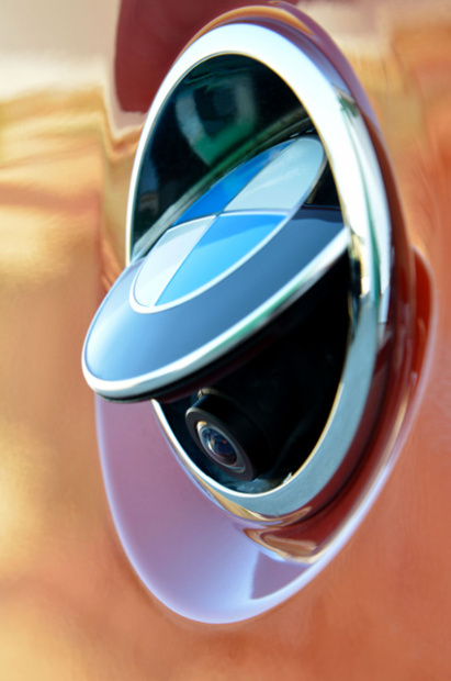 「BMW M6はこだわり抜いた専用パーツで華麗な走りを極めた高性能スポーツカー」の19枚目の画像
