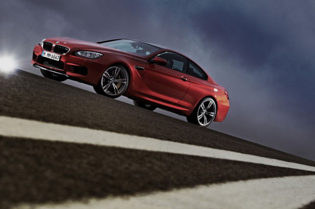 「BMW M6はこだわり抜いた専用パーツで華麗な走りを極めた高性能スポーツカー」の24枚目の画像