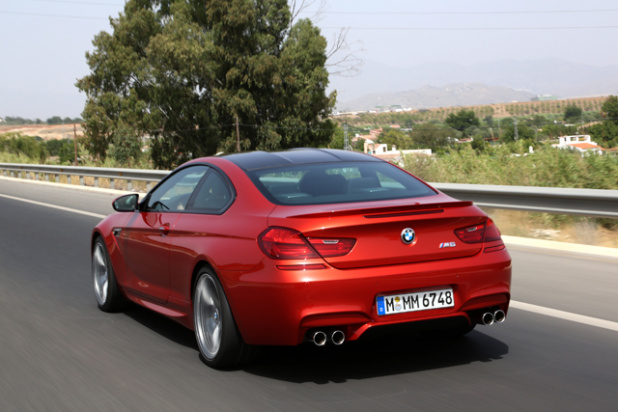 「BMW M6はこだわり抜いた専用パーツで華麗な走りを極めた高性能スポーツカー」の11枚目の画像