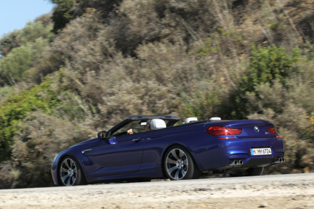 「BMW M6試乗。ターボエンジンの低速トルクを有効に使うのが速く走らせるコツ」の26枚目の画像