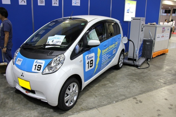 「EV関連の最新技術が一同に集結したEVEX(イーベックス) 電気自動車開発技術展2012開催」の1枚目の画像