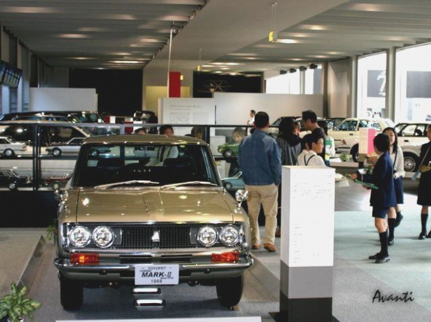 「トヨタが創立75周年で歴代車100台展示 ! 1/5デザインモックも !」の6枚目の画像