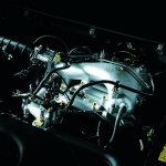 三菱パジェロがグレードを整理、エンジンは3.2Lディーゼルと3.0L V6の二種類に - 201210_pajero_v6