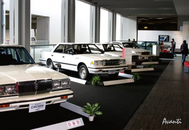 「トヨタが創立75周年で歴代車100台展示 ! 1/5デザインモックも !」の15枚目の画像