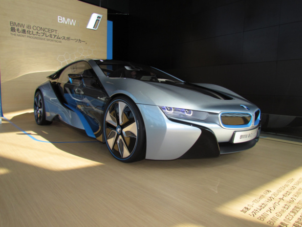 「BMW i3は500万円台、i8はBMWの最高価格の2000万円オーバーで2014年発売！【BMW i. BORN ELECTRIC TOUR.】」の22枚目の画像