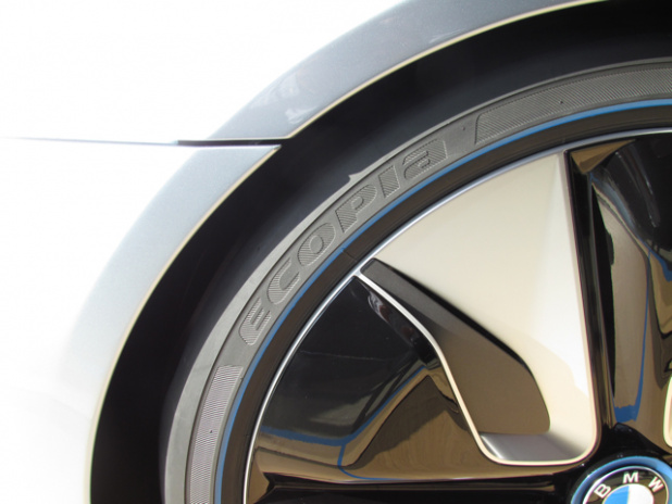 「BMW i3は500万円台、i8はBMWの最高価格の2000万円オーバーで2014年発売！【BMW i. BORN ELECTRIC TOUR.】」の6枚目の画像