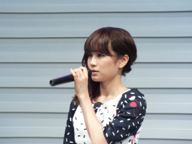 「元AKB48の前田敦子さん、メガウェブフェスタinお台場学園祭でクルマの魅力を語る！」の7枚目の画像