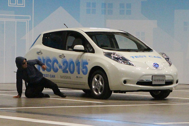 「日産がスマホと連動した電気自動車自動運転システムを公開【CEATEC JAPAN 2012】」の11枚目の画像
