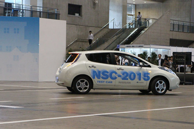 「日産がスマホと連動した電気自動車自動運転システムを公開【CEATEC JAPAN 2012】」の8枚目の画像