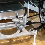 BMWの電気自動車 i3のカーボンボディをしっかり支えるアルミユニットに注目 - i3-14