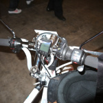 見た目はチャリだけど、実は電動バイクで電気代はたった1円 【CEATEC JAPAN 2012】 - isola_02